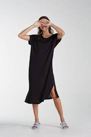VESTIDO MIDI PRETO NEW JACKIE - Yogini