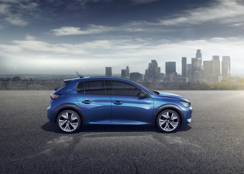 Carro Elétrico Peugeot 208 e-GT