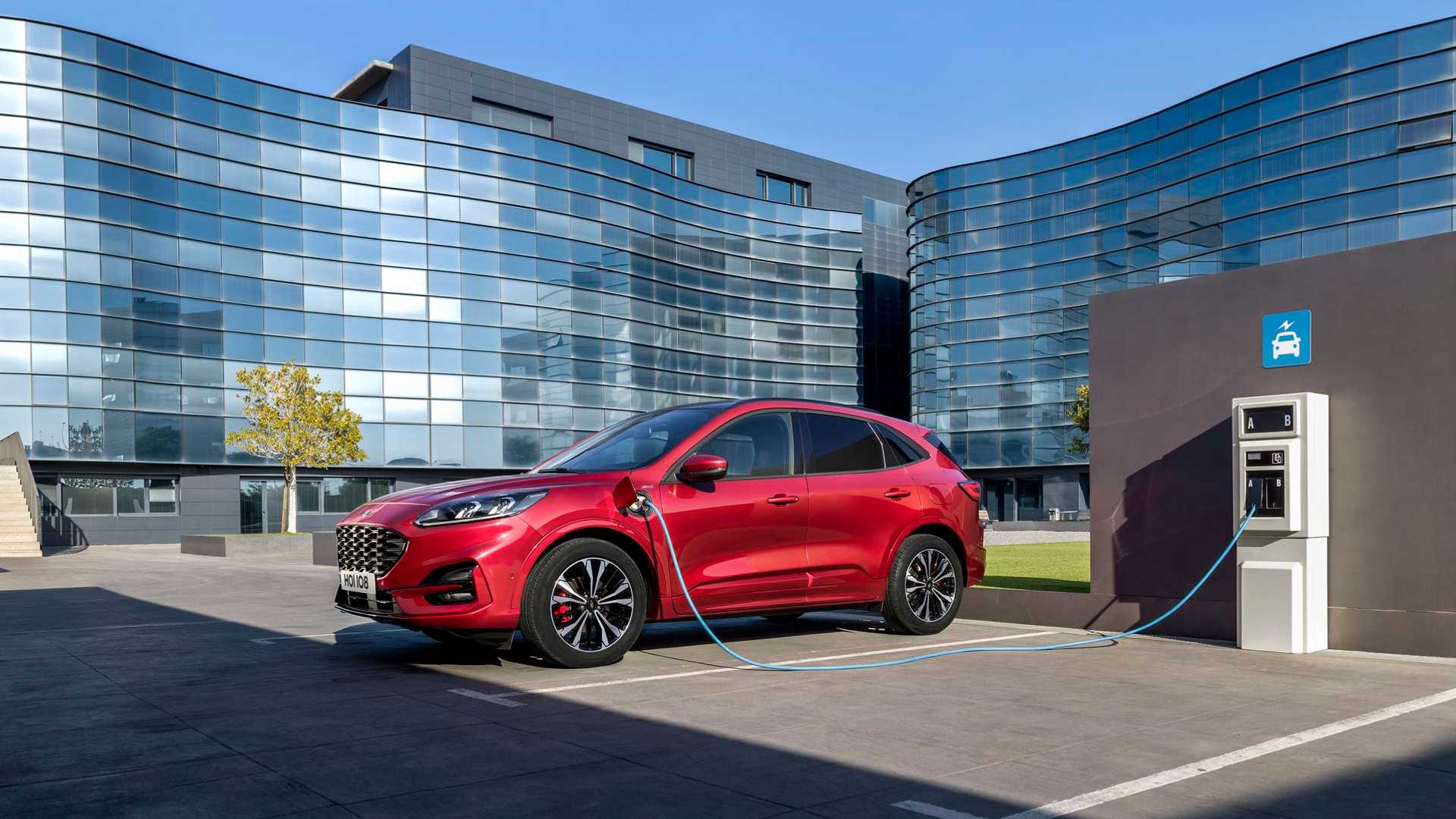 Carro Ford Kuga Hibrido PHEV - Ford