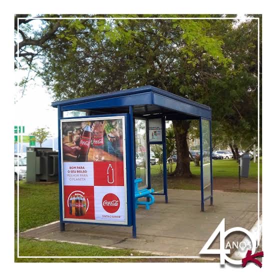 Mídia em mobiliario urbano - Grupo Kallas