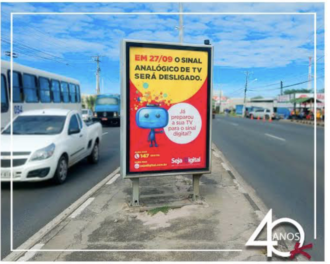 Mídia em mobiliario urbano - Grupo Kallas