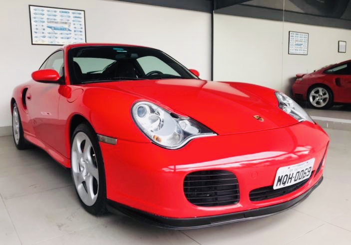 PORSCHE turbo 996 vermelha