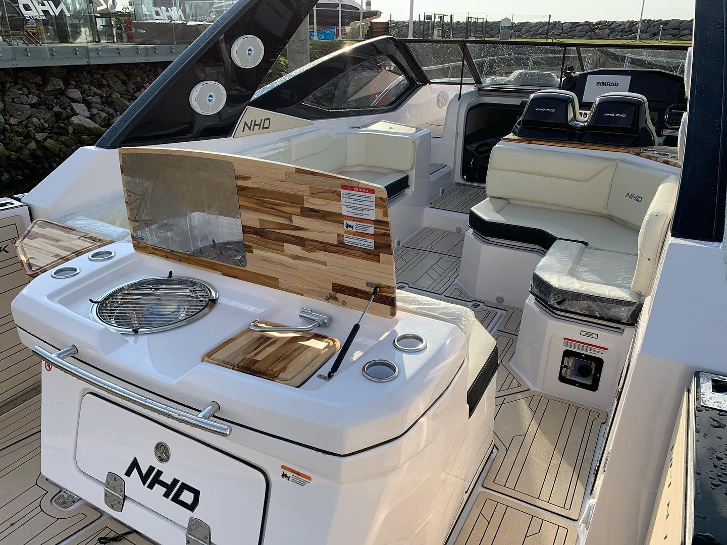 NHD 340 - NHD Boats