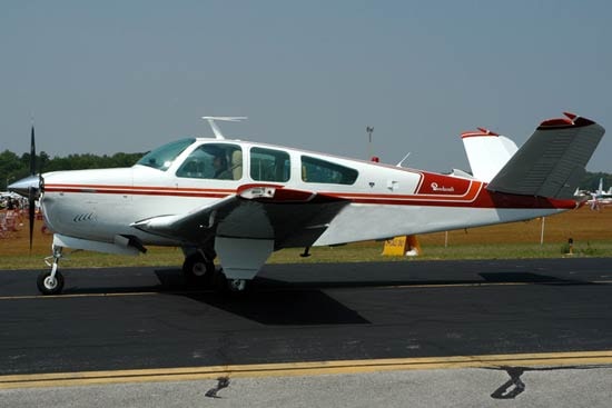 Aeronave Bonanza V35B