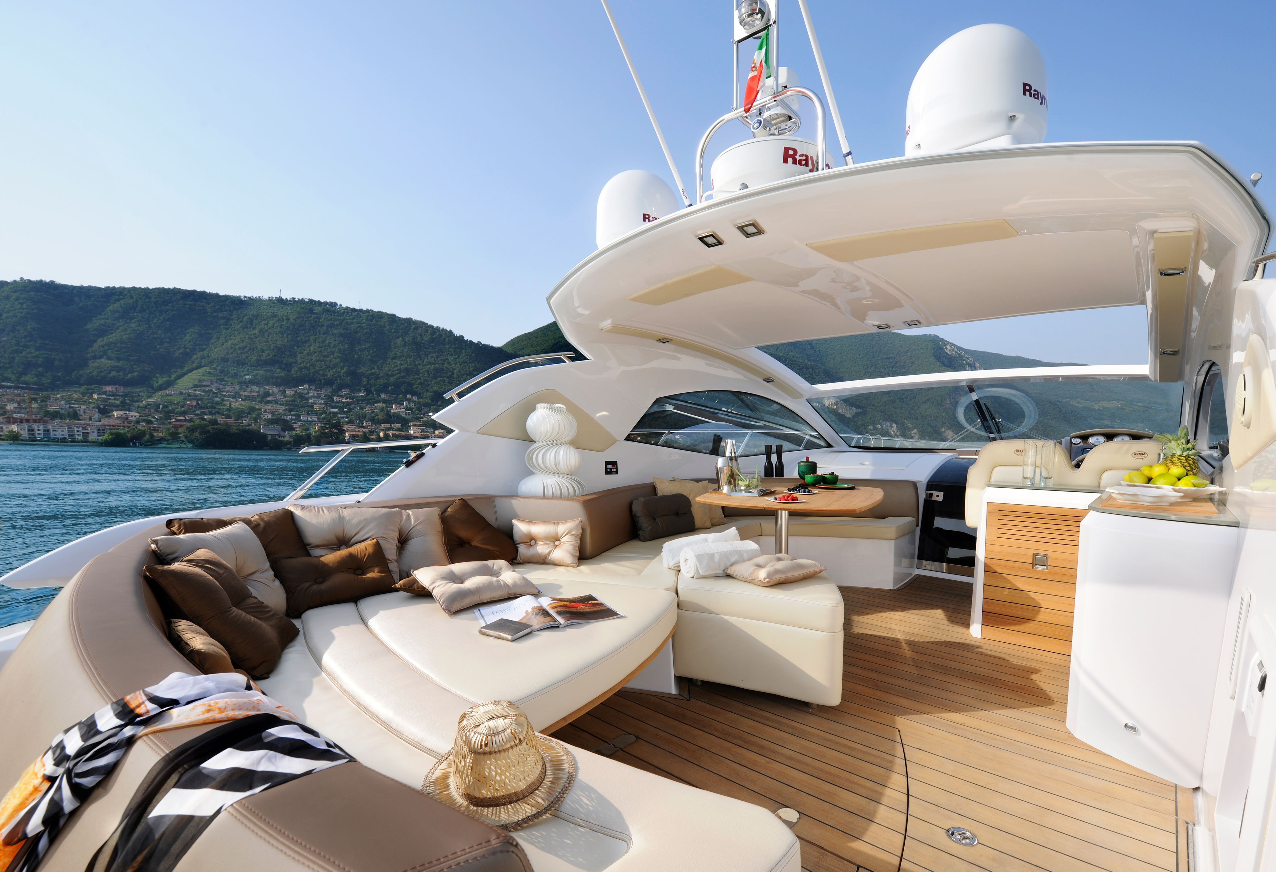 Barco Sessa C44