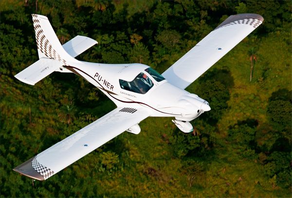 Aeronave Quasar Lite II