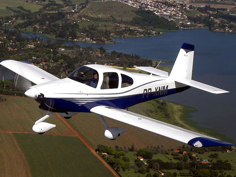 Aeronave RV-10